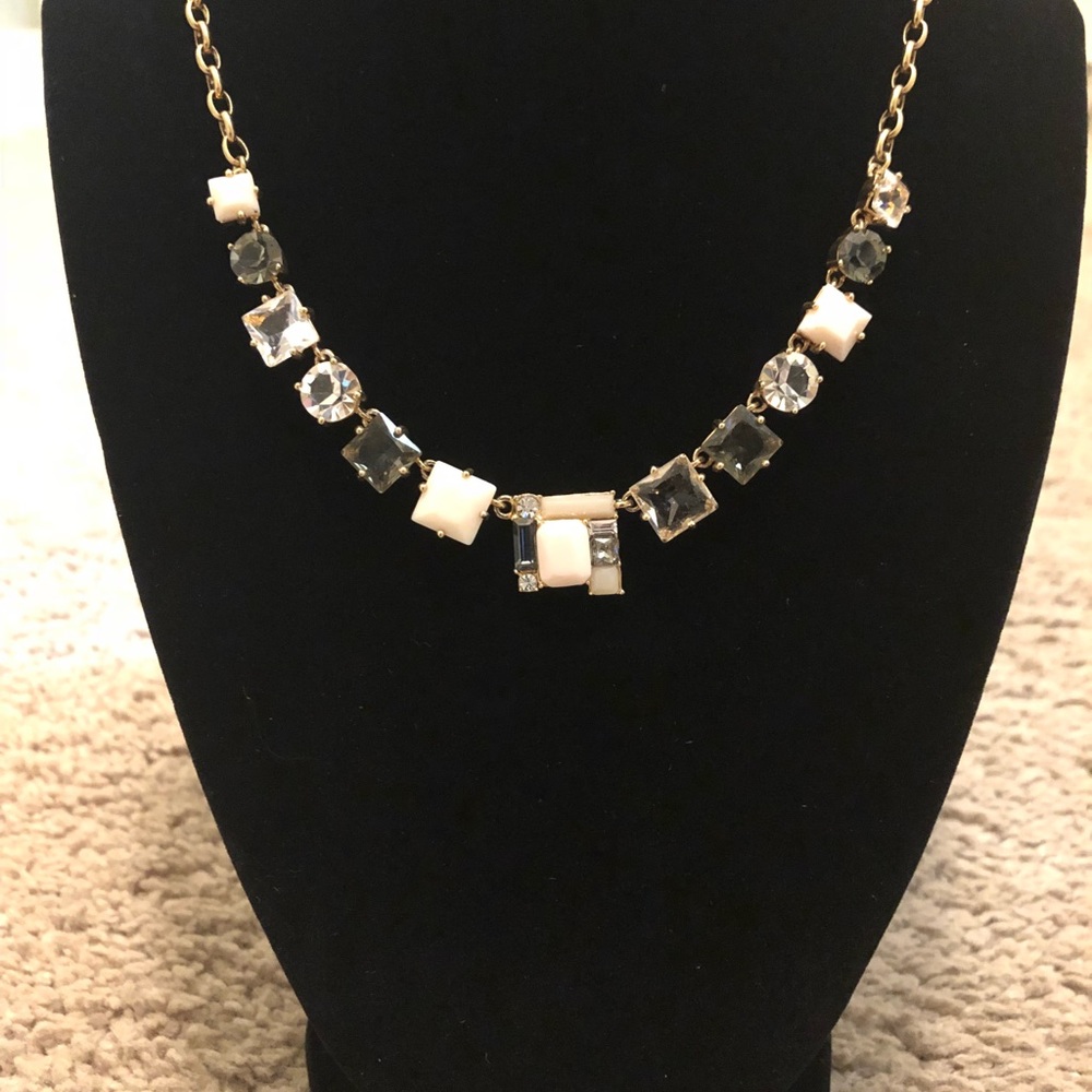 Kate Spade ♠️ necklace